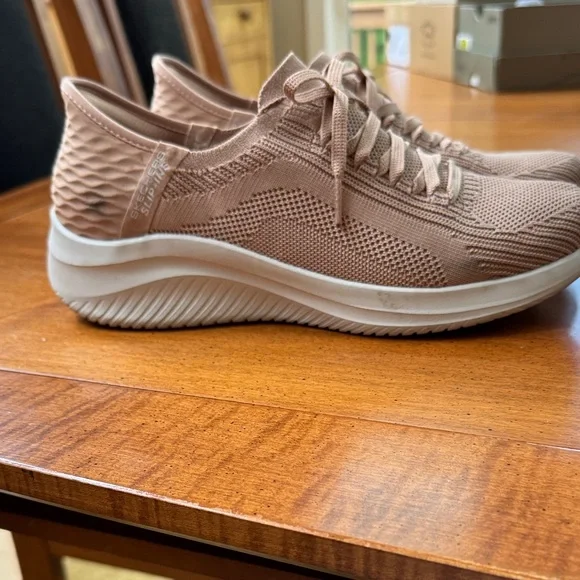 Skechers Light Brown, Slip-In Athletic Sneakers, size 8.5 - Picture 2 of 6